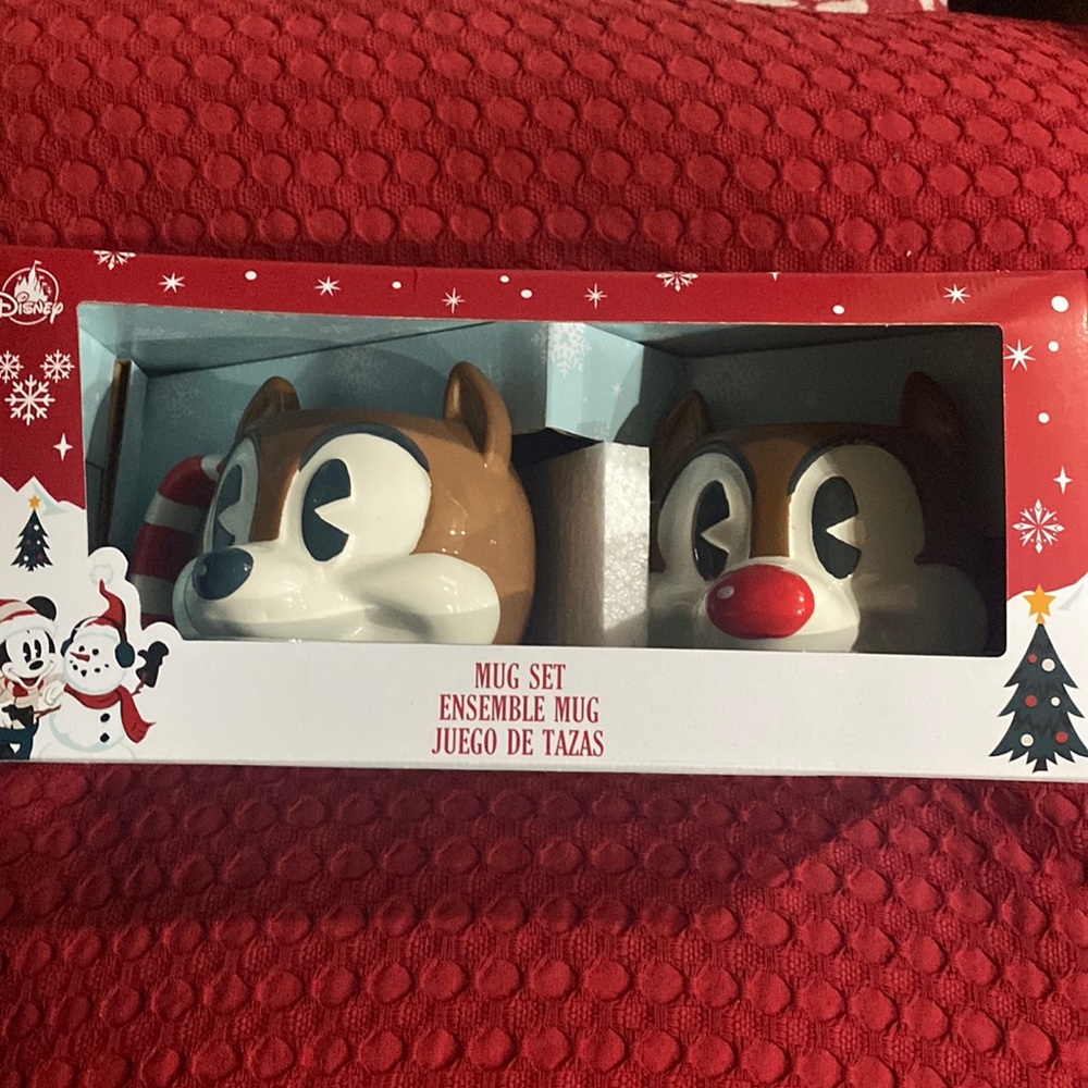 Chip and dale mug set